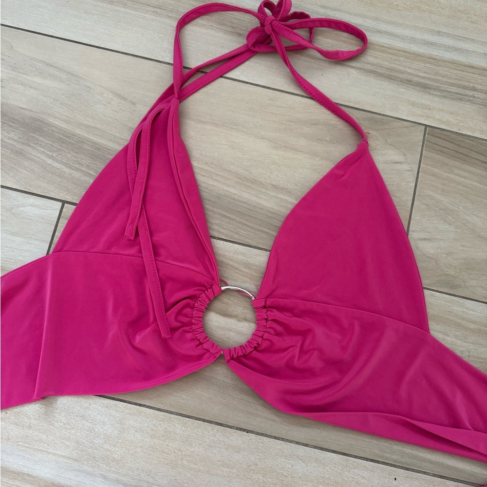PrettyLittleThing Hot Pink Top size small - good condition